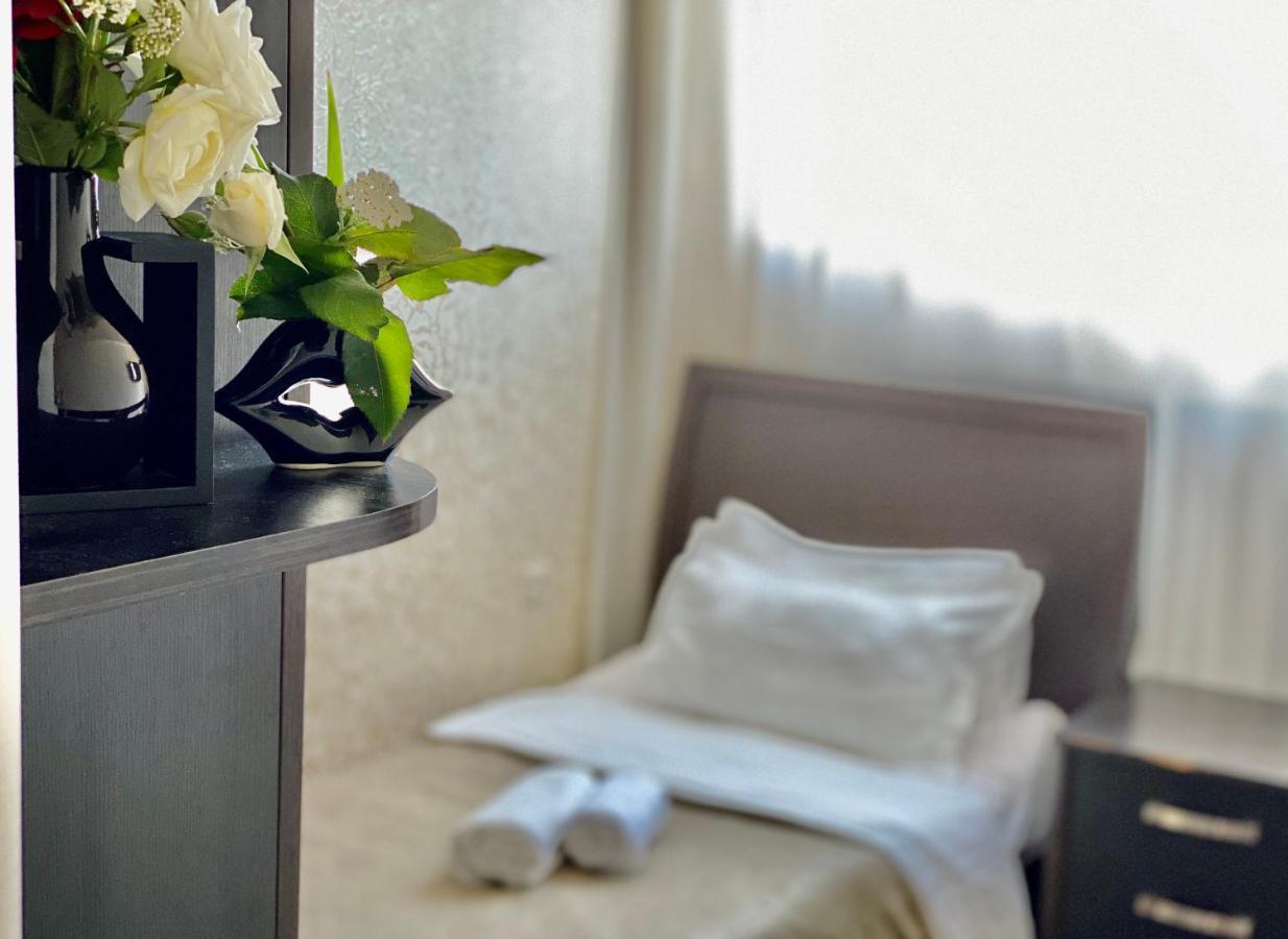 Parvana Hotel Gjoemri Buitenkant foto
